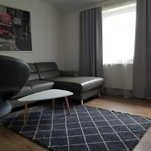 Sesamstrasse Apartment