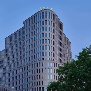سوفيتيل كورفرستيندام 5* برلين