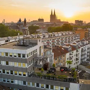 Hostel Koeln Кёльн