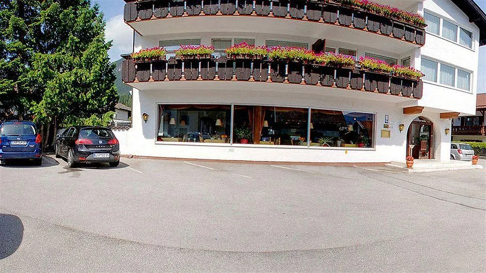 Hotel Rheinischer Hof Garmisch-Partenkirchen